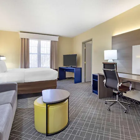 Comfort Suites Hanes Mall